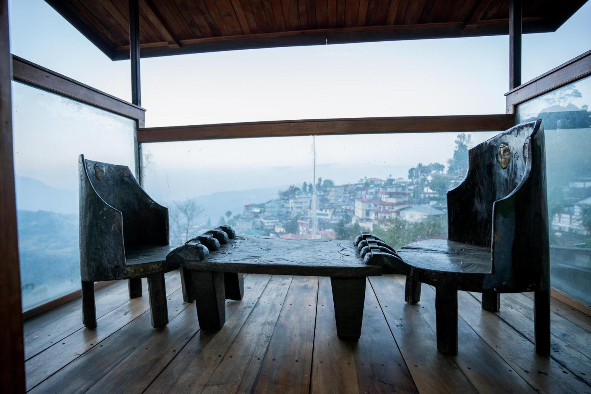 2K Hotel Kohima Exterior foto